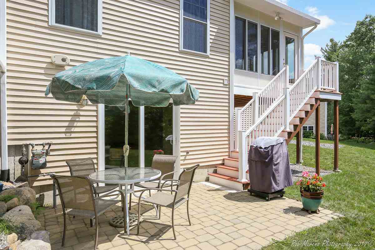 13 Winterberry Road, Unit 13 Pelham, NH 03076 - Photo 5 of 36