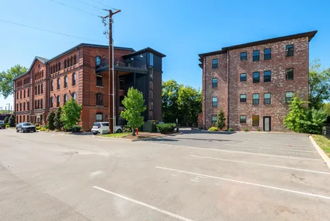$625,000 | 612 21st Avenue North, Unit 313, Nashville, TN 37203