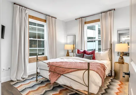 $625,000 | 612 21st Avenue North, Unit 313, Nashville, TN 37203