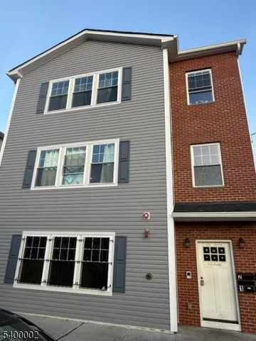 $2,800 | 40 Dr Martin Luther King Jr Boulevard, Newark, NJ 07104