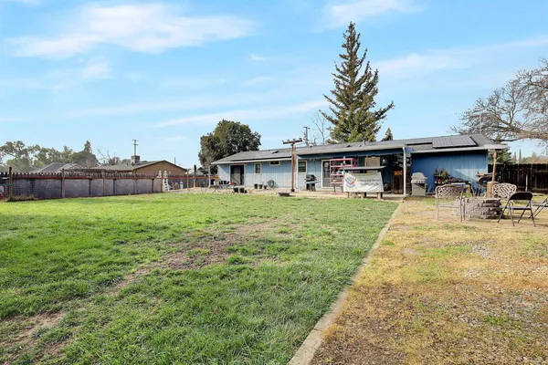 a front view of house with yard