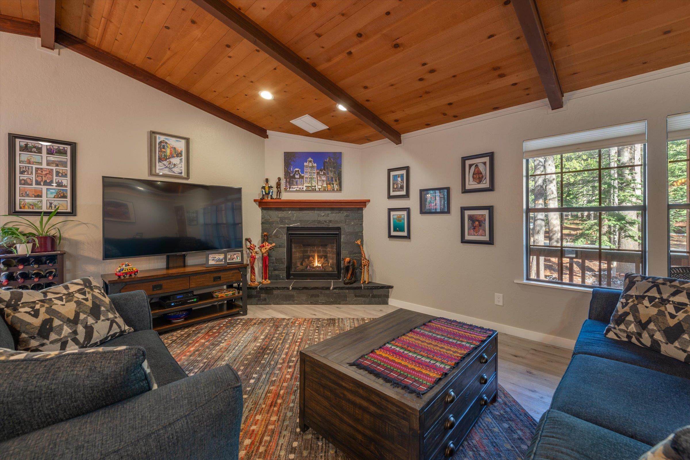 11797 Baden Road Truckee, CA 96161 - Photo 7 of 21 Gallery Image 7