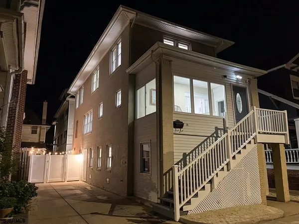 $10,000 | 14 North Vassar Square, Ventnor City, NJ 08406