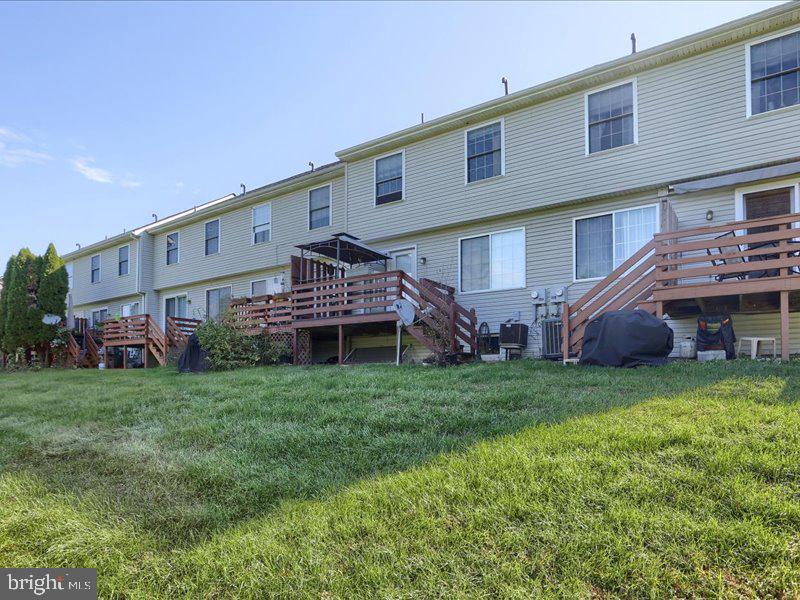 4035 Bradford Circle Mount Joy, PA 17552 - Photo 29 of 30