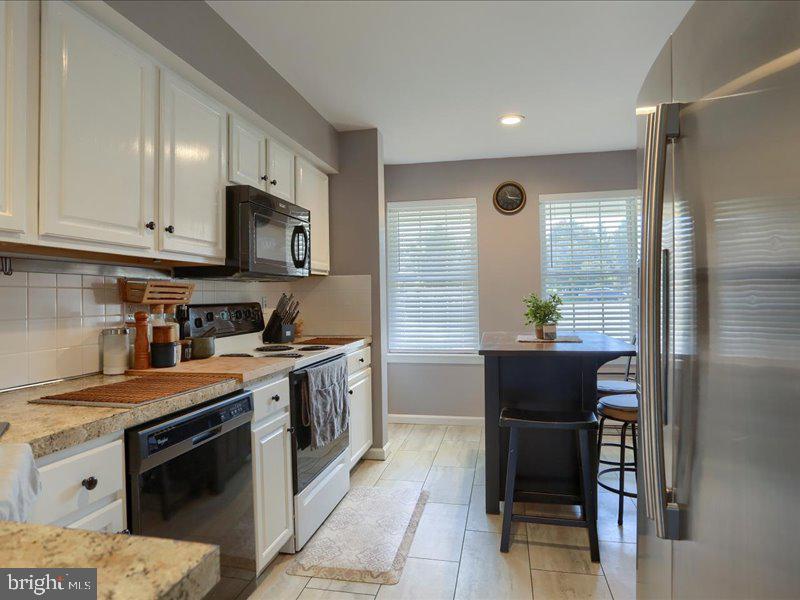 4035 Bradford Circle Mount Joy, PA 17552 - Photo 7 of 30