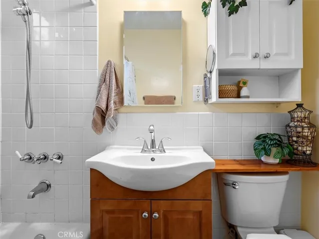 $798,000 | 10742 Sharon Avenue, Sunland, CA 91040