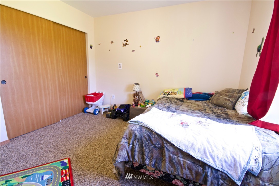 794 Smokey Valley Road Toledo, WA 98591 - Photo 13 of 18