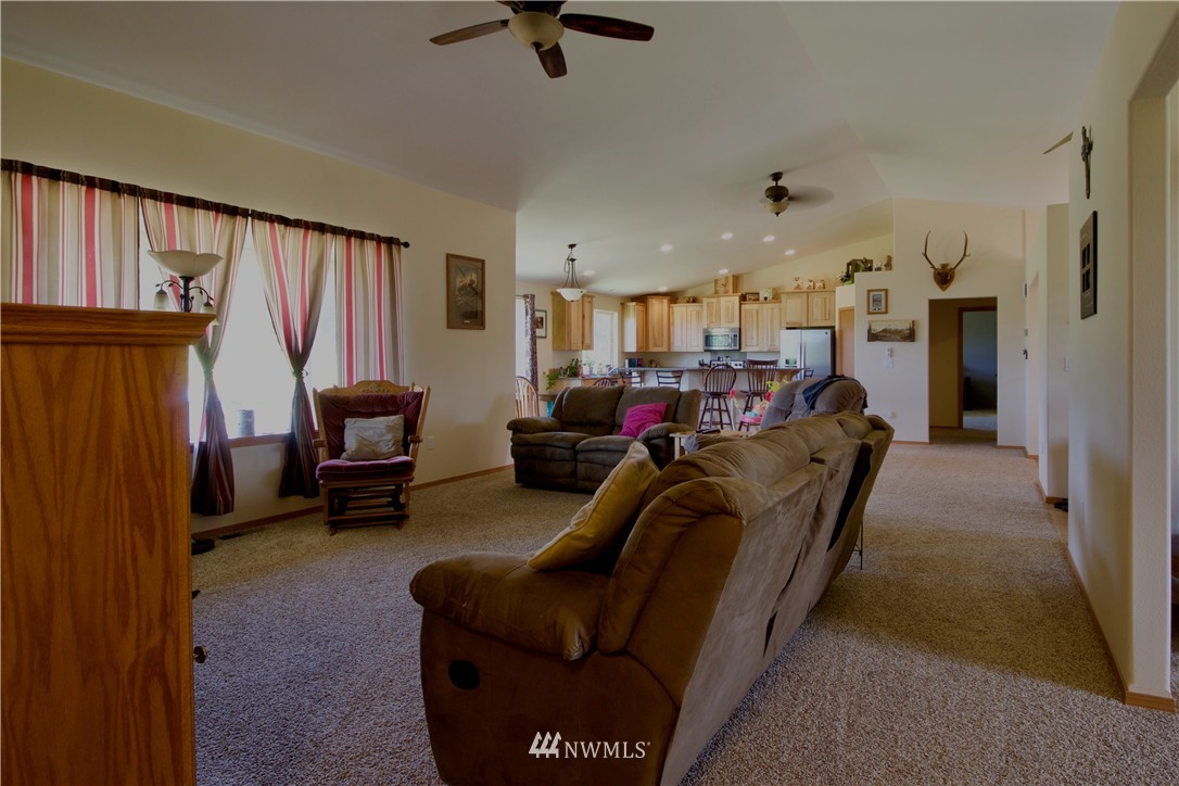 794 Smokey Valley Road Toledo, WA 98591 - Photo 7 of 18
