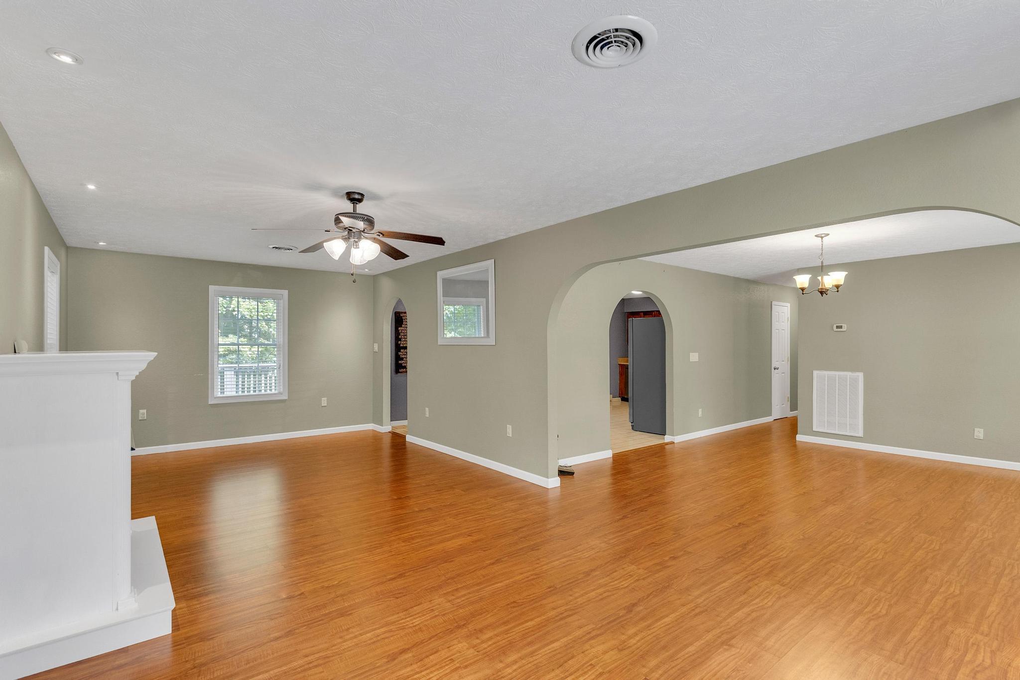 12039 Driffield Drive Coeburn, VA 24230 - Photo 12 of 30 ED8D5135-7C57-4087-978C-B41B85775871