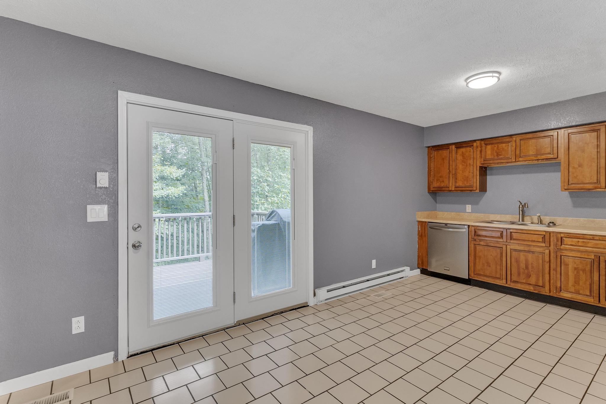 12039 Driffield Drive Coeburn, VA 24230 - Photo 16 of 30 BFEC8A2E-986D-437F-B8C8-183CCB38B3E9