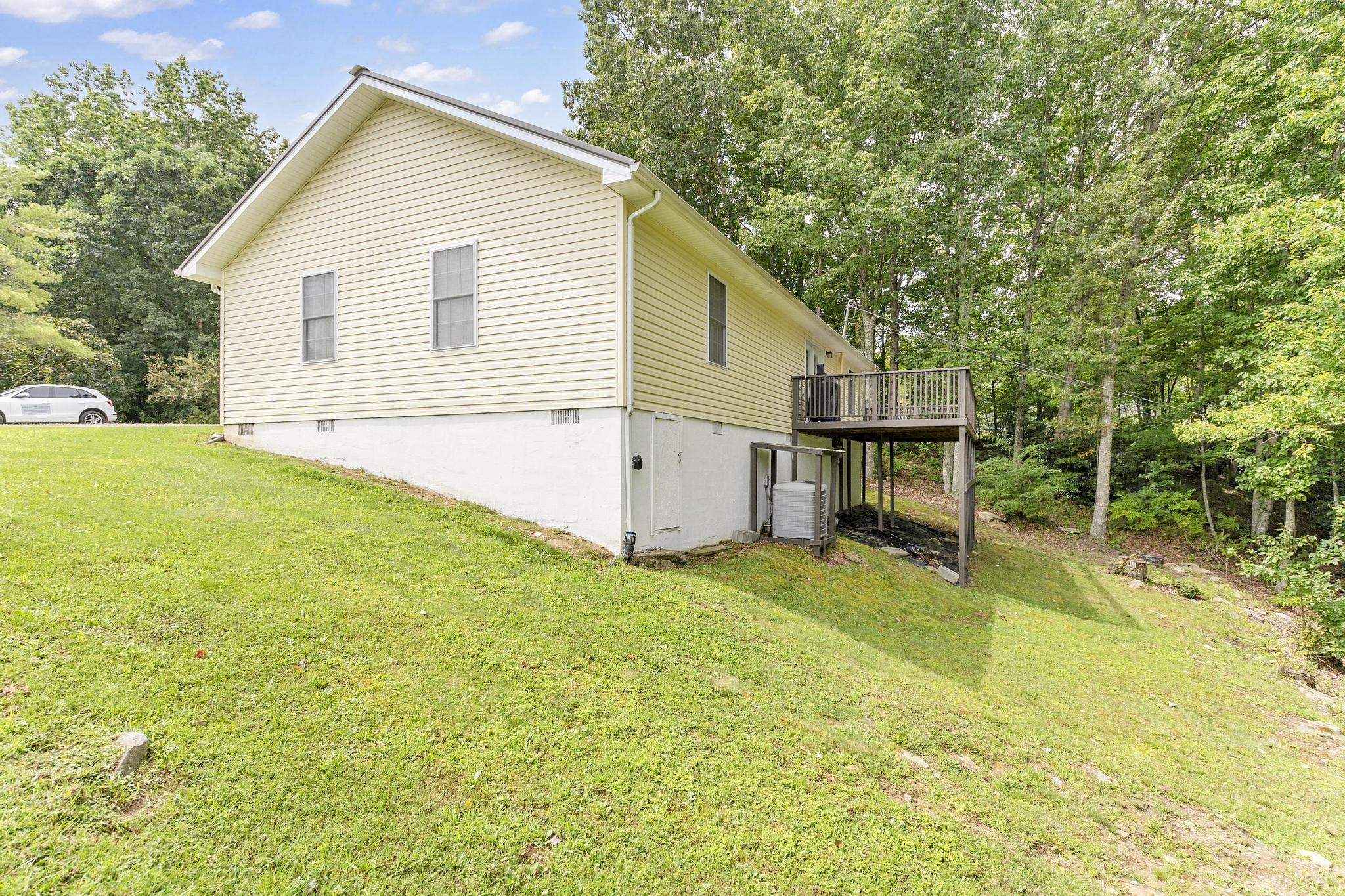 12039 Driffield Drive Coeburn, VA 24230 - Photo 28 of 30 12A23BF6-3DAA-4B58-944A-AA4B48F04929