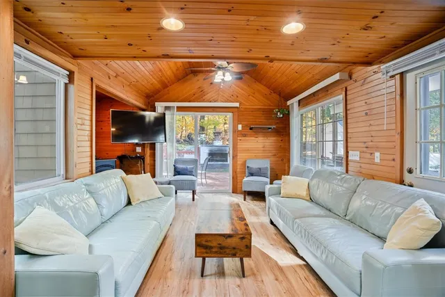 $579,900 | 39 Columbia Street, North Attleboro, MA 02760