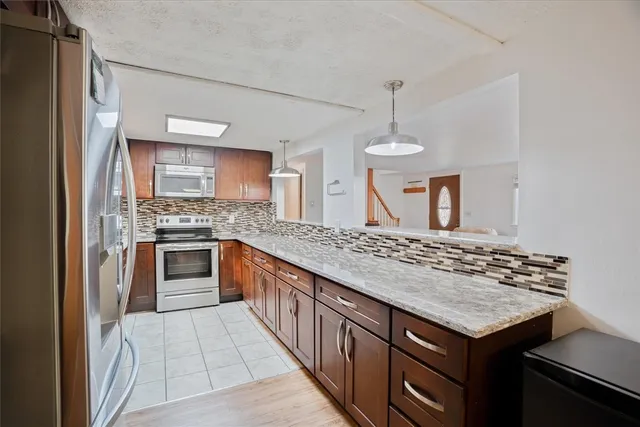 $579,900 | 39 Columbia Street, North Attleboro, MA 02760