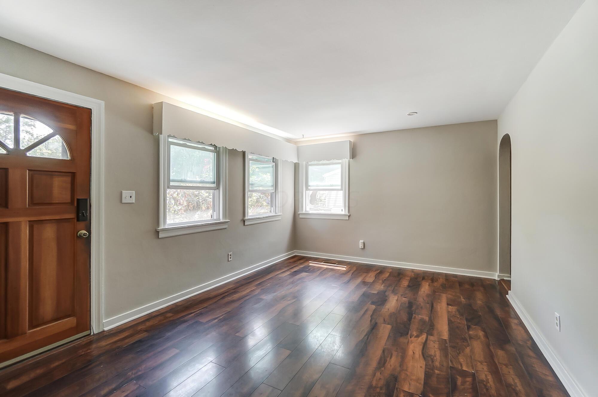 349 Birch Road Springfield, OH 45503 - Photo 8 of 50 006