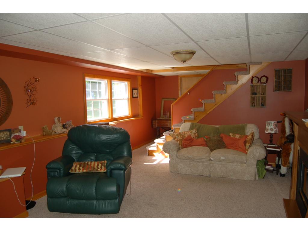 79 Long Street Barre, VT 05641 - Photo 3 of 16 Gallery Image 3