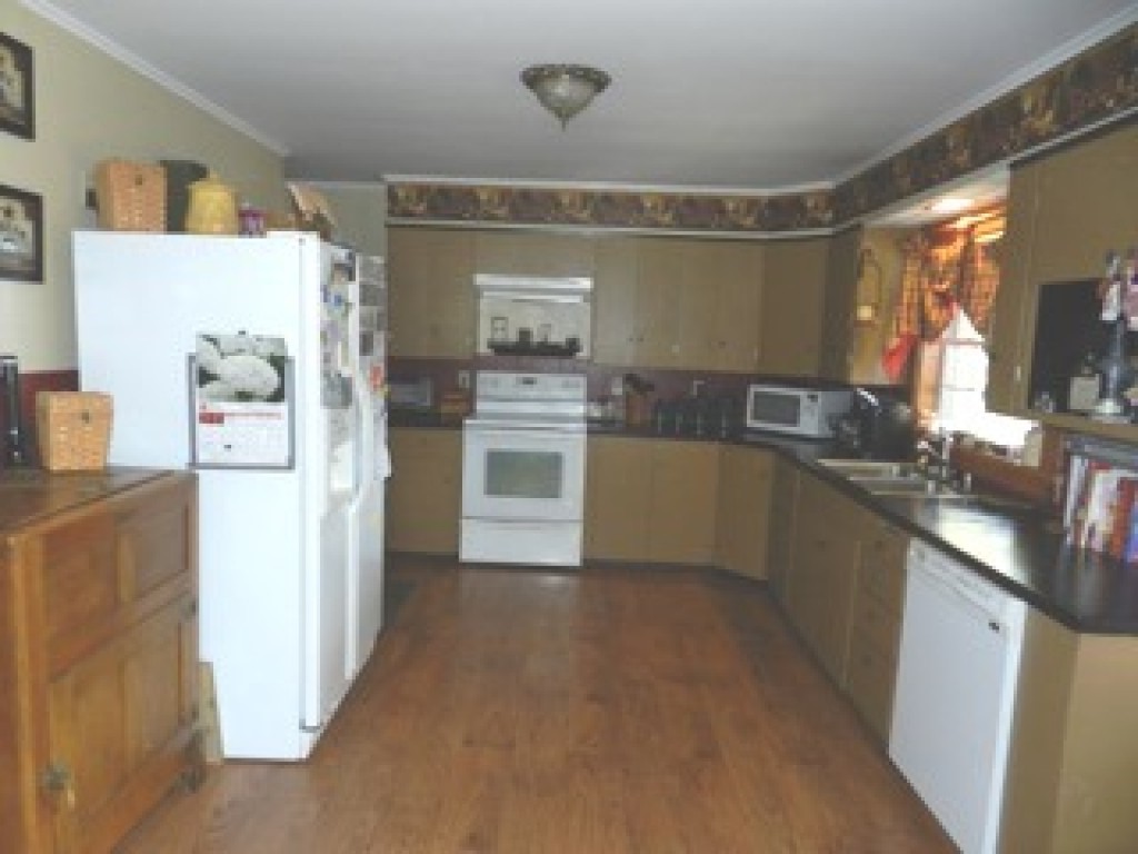 79 Long Street Barre, VT 05641 - Photo 6 of 16 Gallery Image 6
