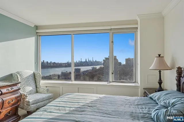 $650,000 | 5 Horizon Road, Unit 14051407, Fort Lee, NJ 07024