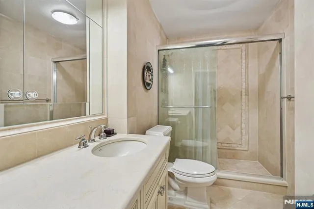 $650,000 | 5 Horizon Road, Unit 14051407, Fort Lee, NJ 07024