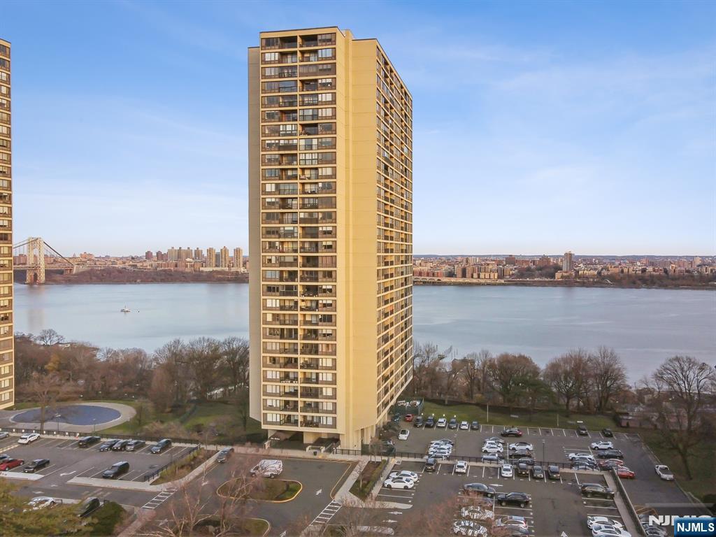 5 Horizon Road, Unit 14051407 Fort Lee, NJ 07024 - Photo 29 of 30