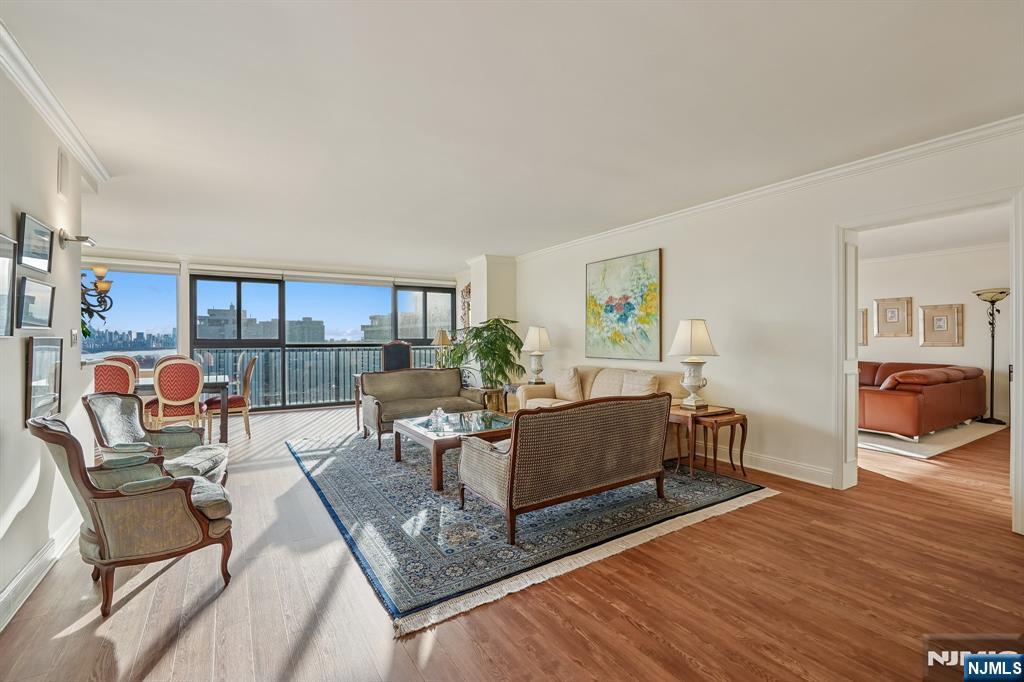 5 Horizon Road, Unit 14051407 Fort Lee, NJ 07024 - Photo 3 of 30