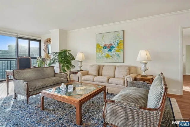 $650,000 | 5 Horizon Road, Unit 14051407, Fort Lee, NJ 07024