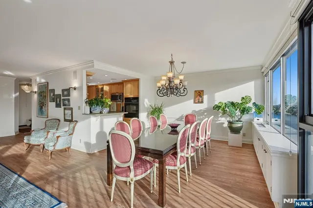 $650,000 | 5 Horizon Road, Unit 14051407, Fort Lee, NJ 07024