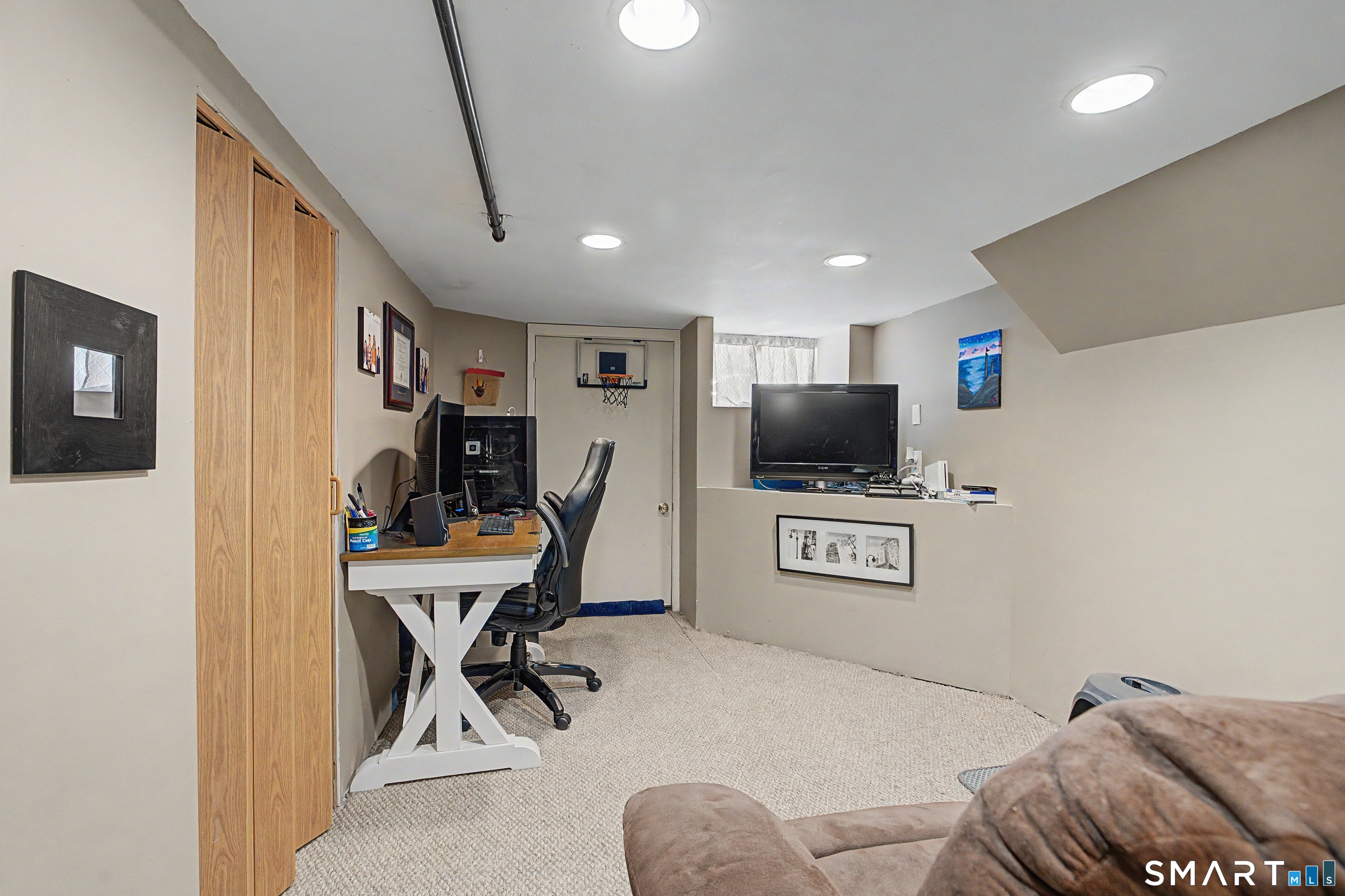 36 Cottage Place Stratford, CT 06614 - Photo 13 of 21