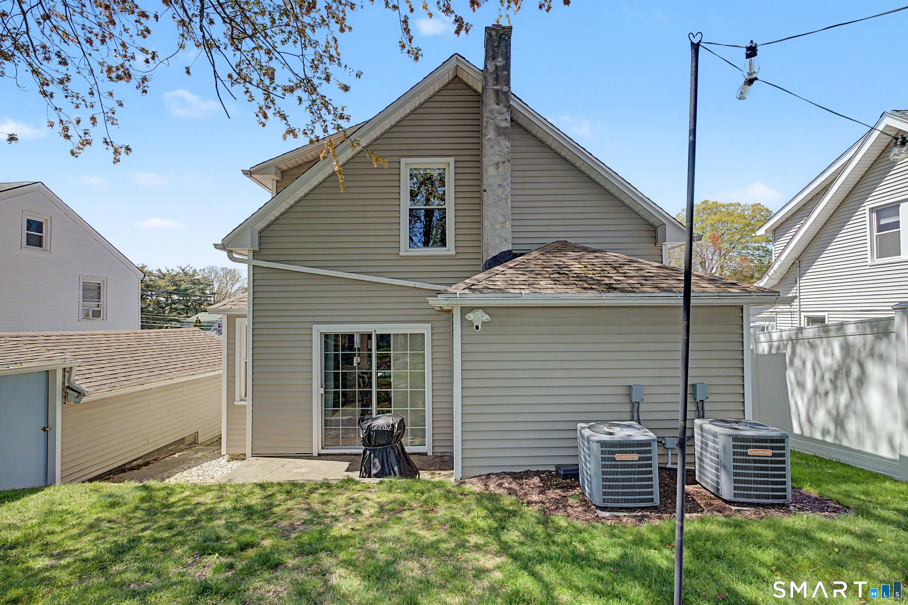 36 Cottage Place Stratford, CT 06614 - Photo 15 of 21