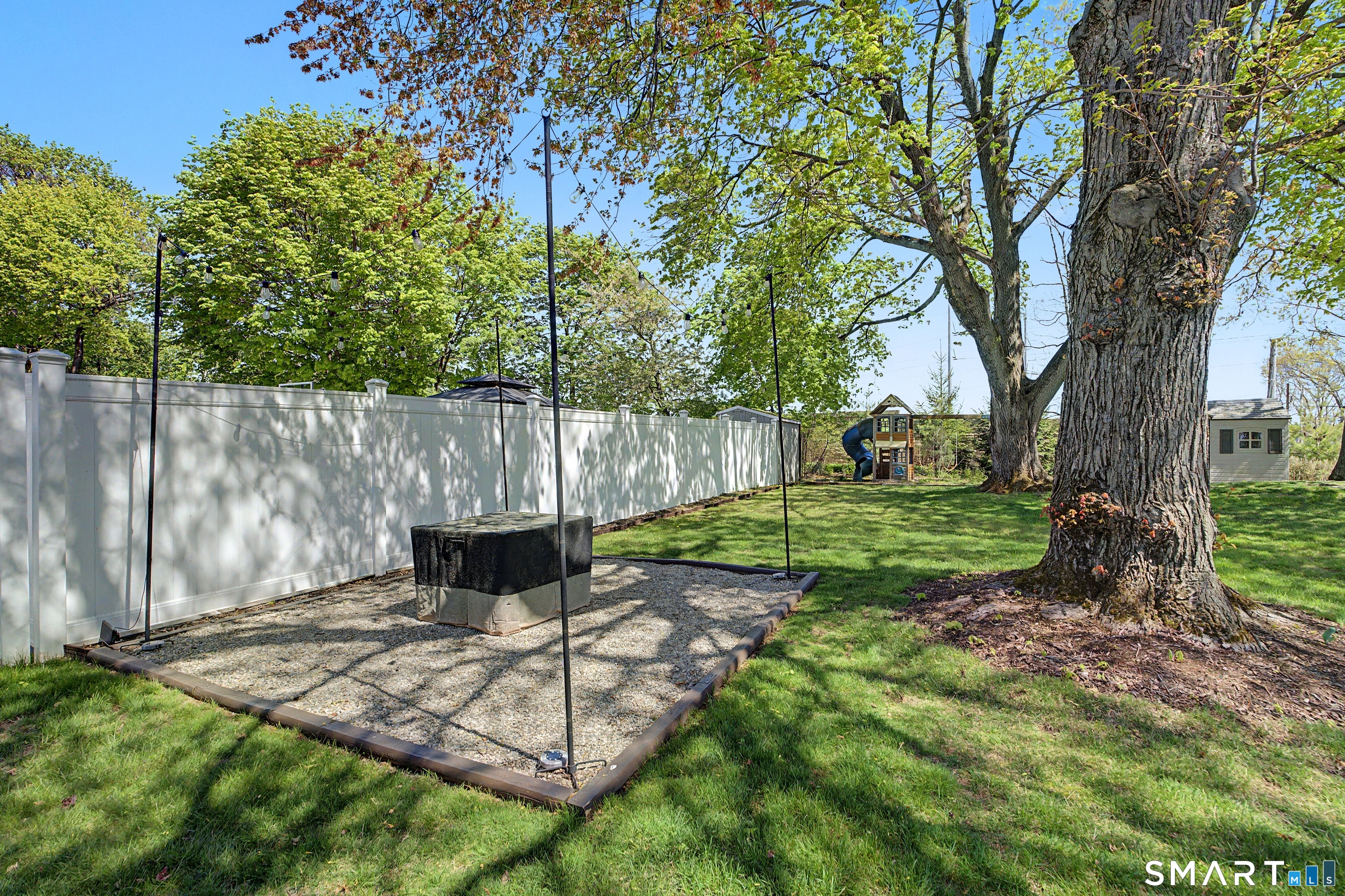 36 Cottage Place Stratford, CT 06614 - Photo 17 of 21