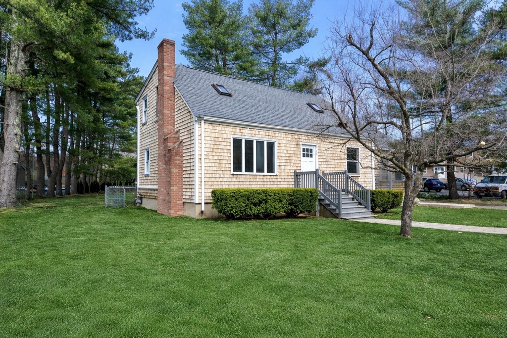 11 Winter Street Foxboro, MA 02035 - Photo 29 of 34 a view of a house with a backyard