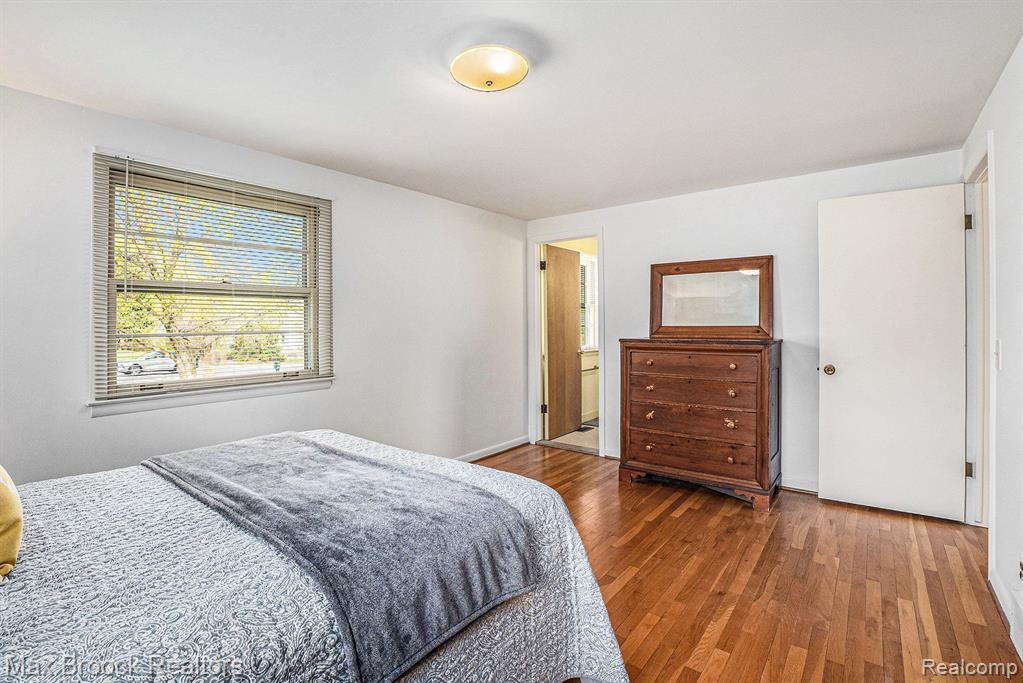 29008 Farmington Road Farmington Hills, MI 48334 - Photo 11 of 29