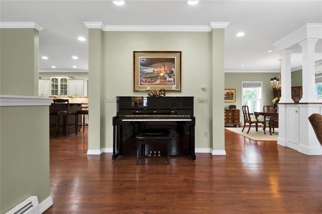 51 Roaring Brook Road Portland, ME 04103 - Photo 3 of 35 Photo