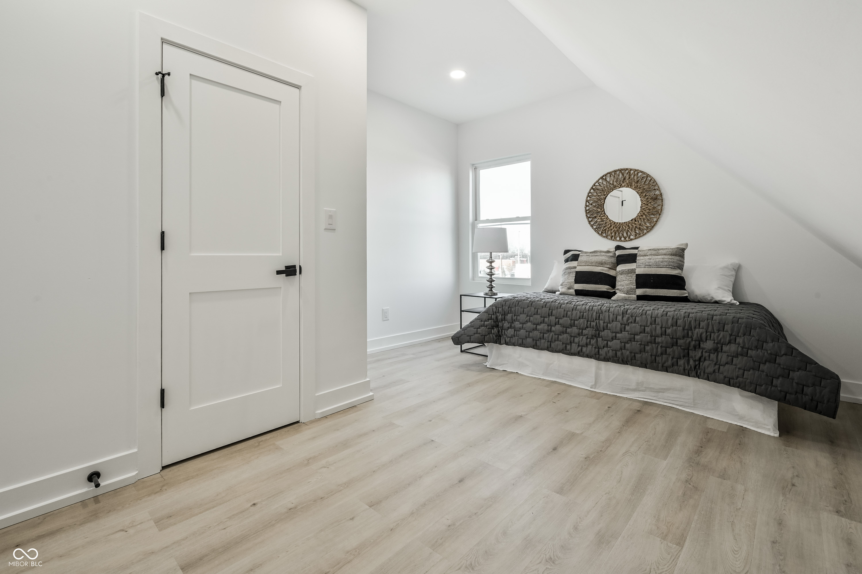 1747 South Meridian Street Indianapolis, IN 46225 - Photo 18 of 45