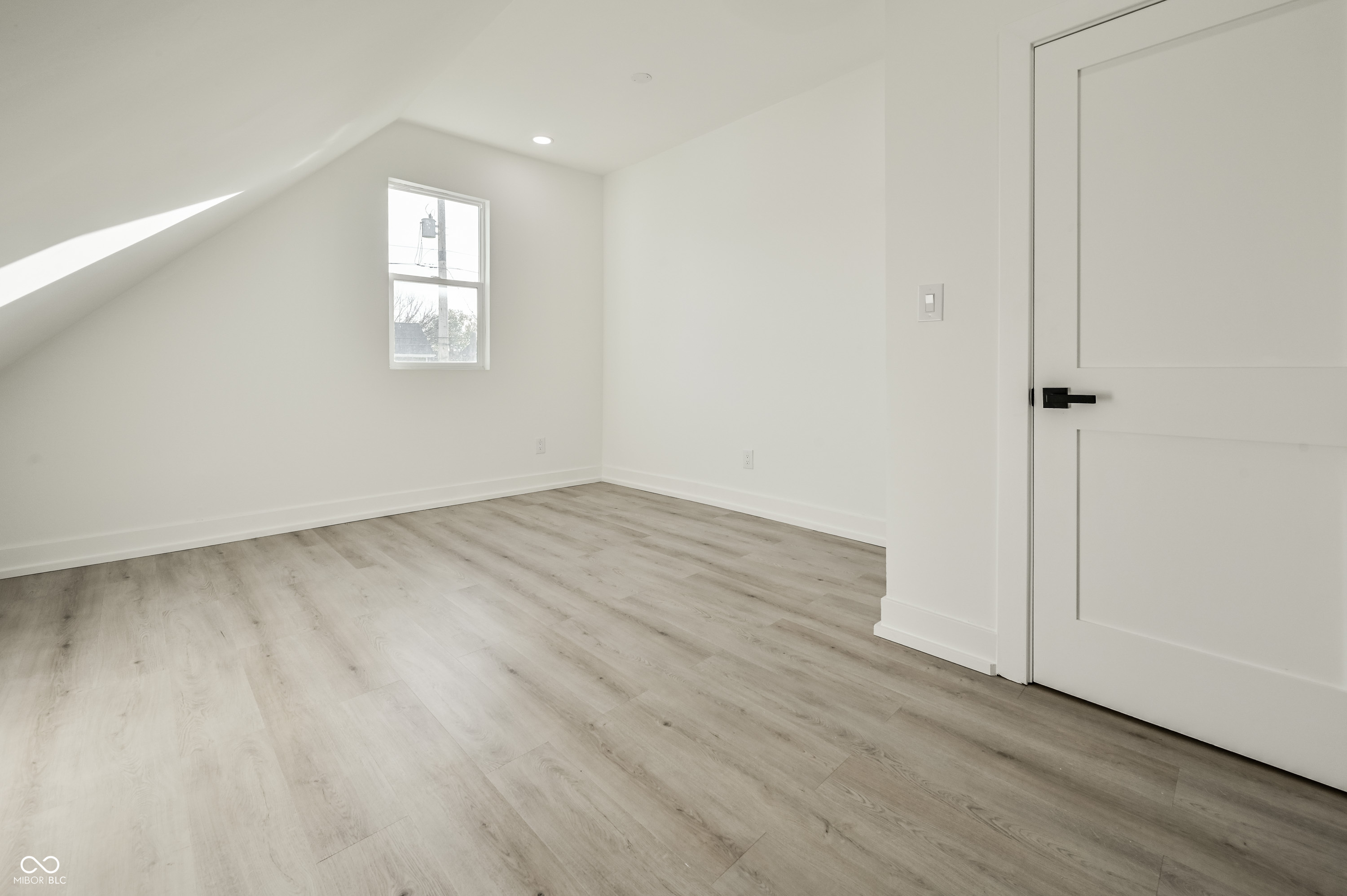 1747 South Meridian Street Indianapolis, IN 46225 - Photo 20 of 45