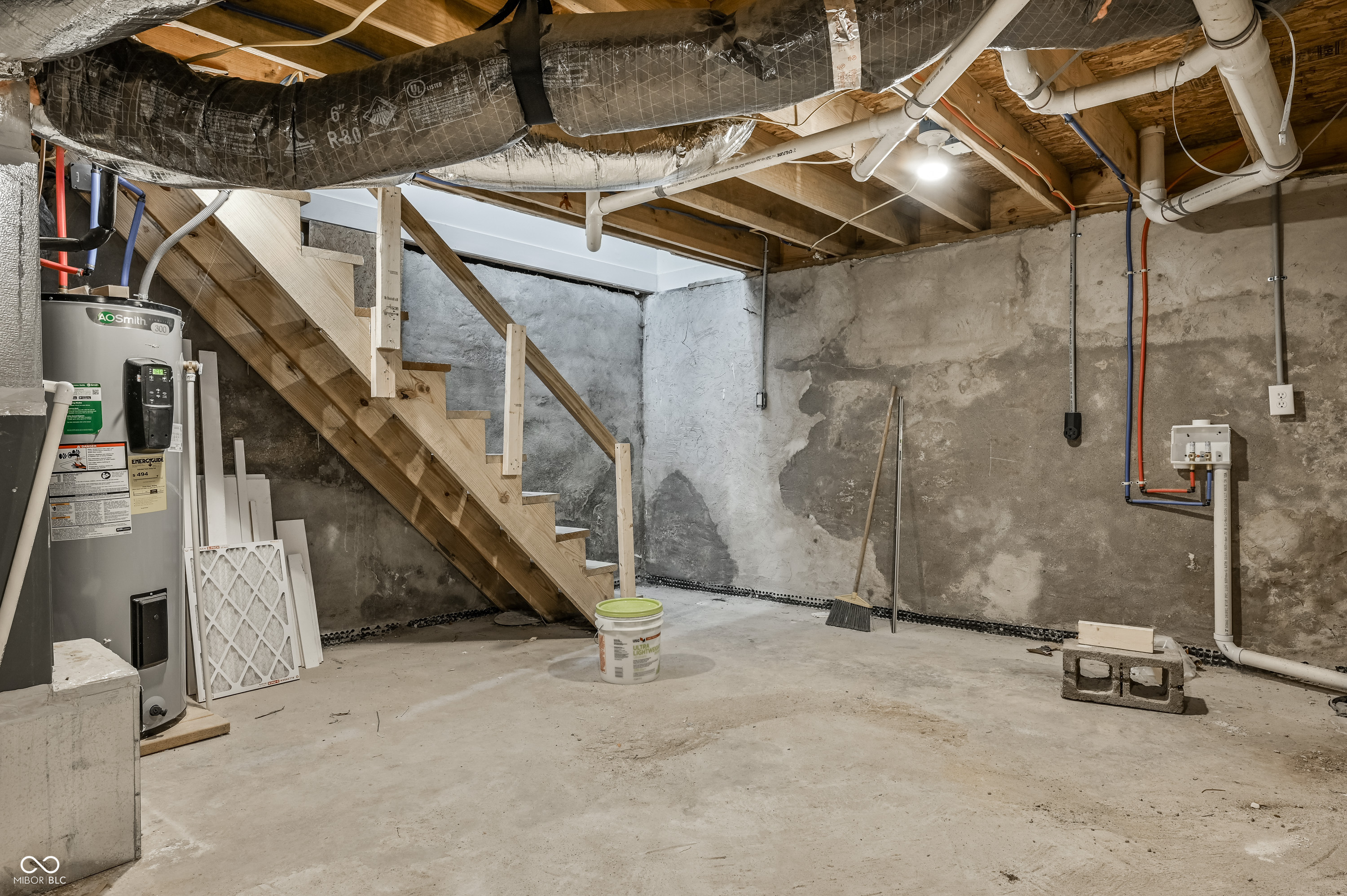 1747 South Meridian Street Indianapolis, IN 46225 - Photo 21 of 45