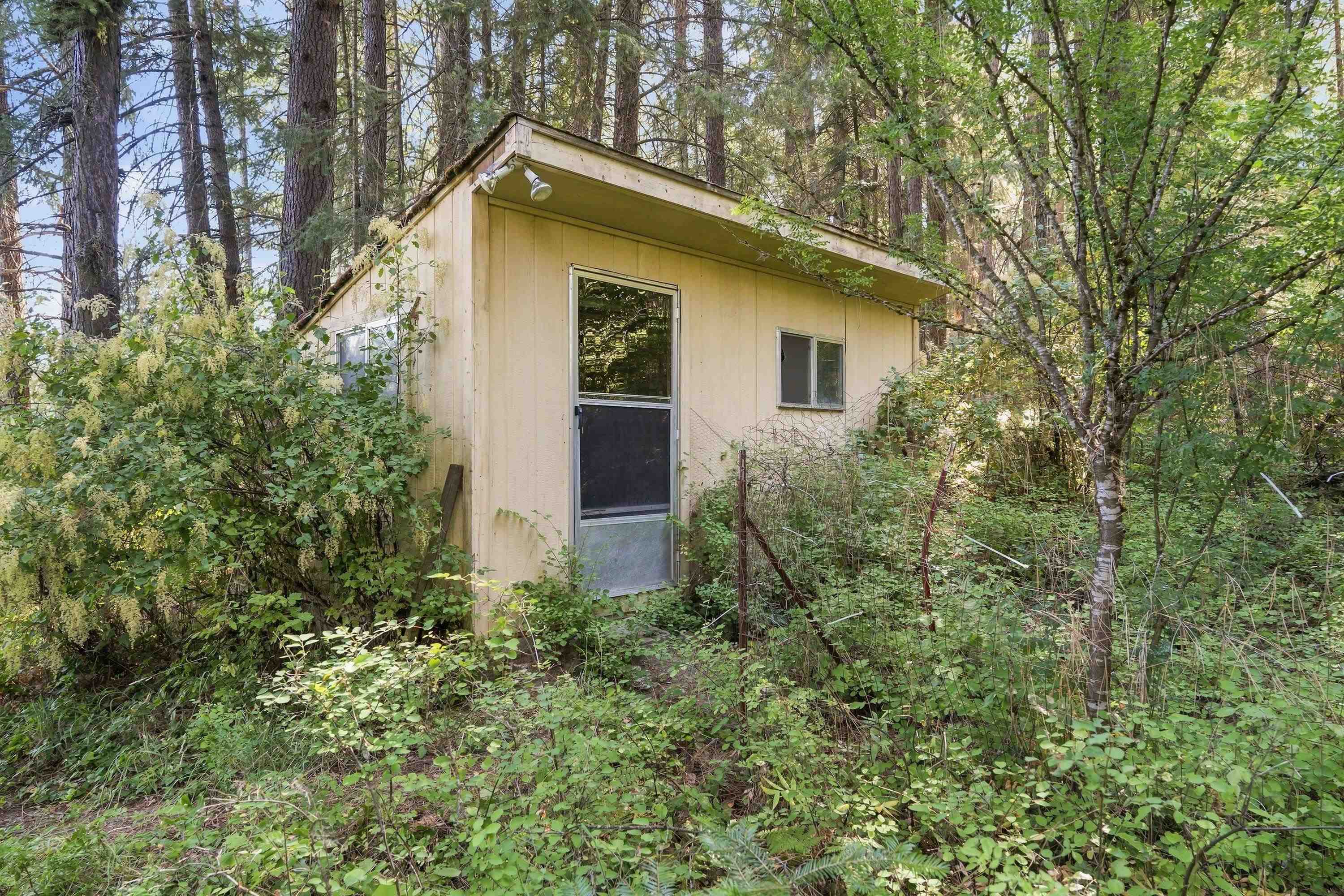 2132 Nicholson Road Elk, WA 99009 - Photo 32 of 48 Gallery Image 32