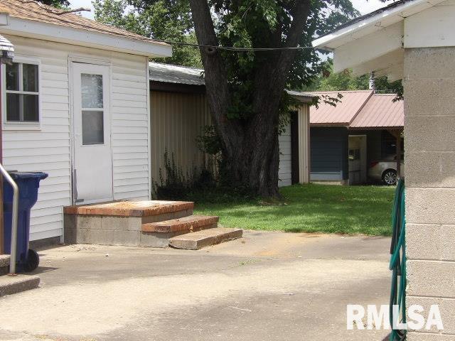 1509 East 4th Street West Frankfort, IL 62896 - Photo 33 of 41