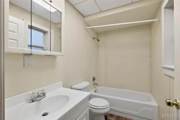 $109,900 | 7724 Trenton Avenue, University City, MO 63130