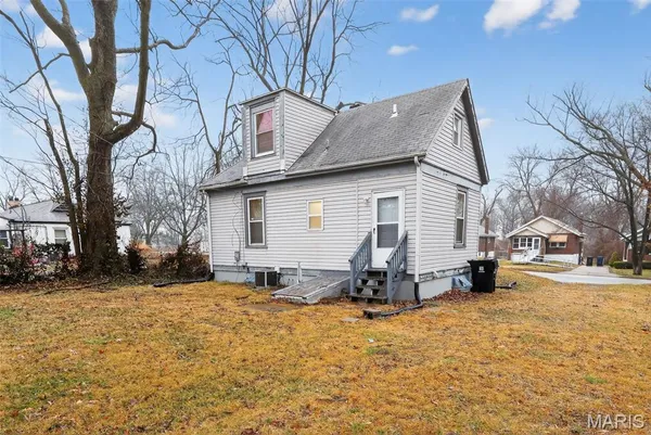$109,900 | 7724 Trenton Avenue, University City, MO 63130