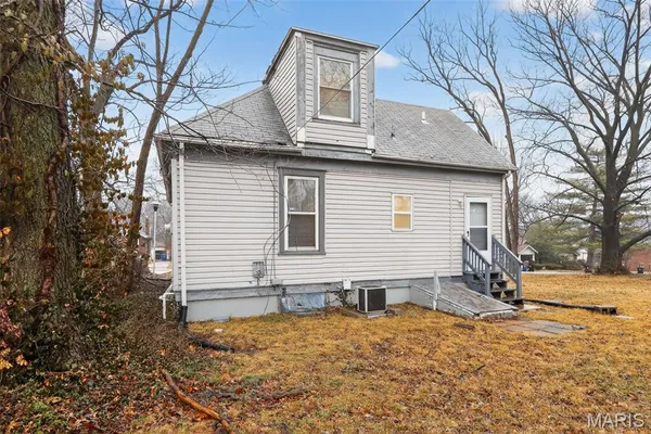 $109,900 | 7724 Trenton Avenue, University City, MO 63130