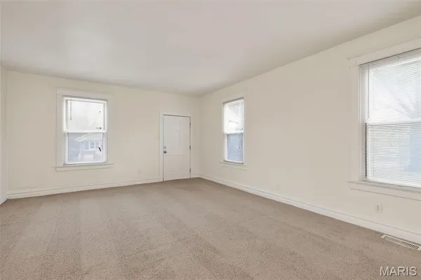 $109,900 | 7724 Trenton Avenue, University City, MO 63130