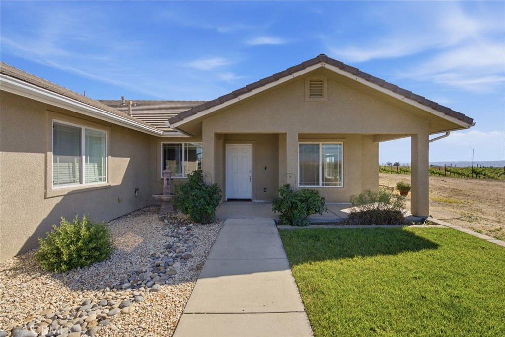 8020 Baron Way Paso Robles, CA 93446 - Photo 21 of 74