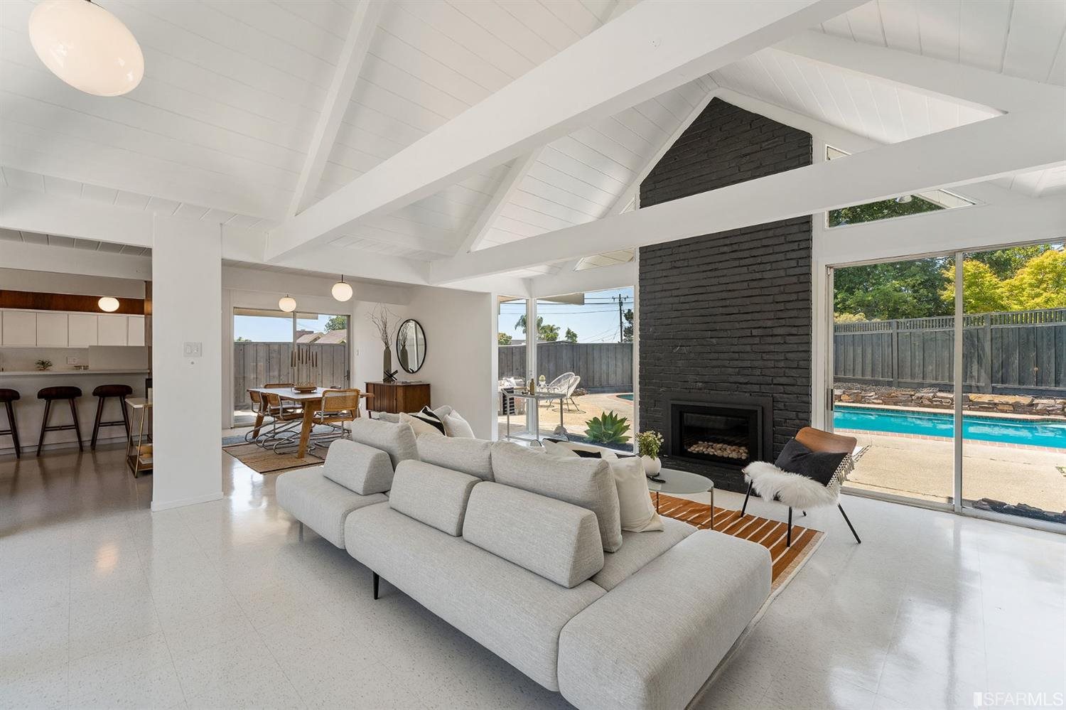 5766 Greenridge Road Castro Valley, CA 94552 - Photo 10 of 64 Gallery Image 10