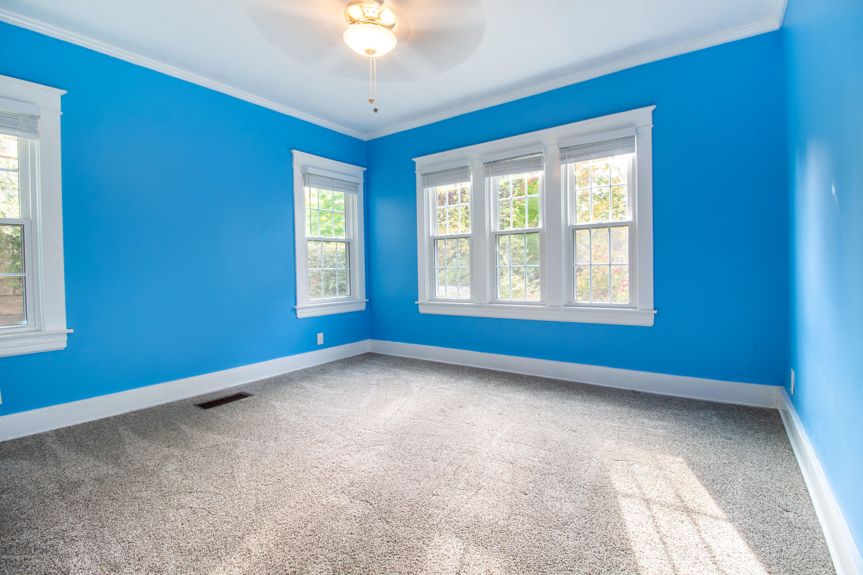 2877 Riedling Drive Louisville, KY 40206 - Photo 18 of 49 Bedroom 1st Floor (1)