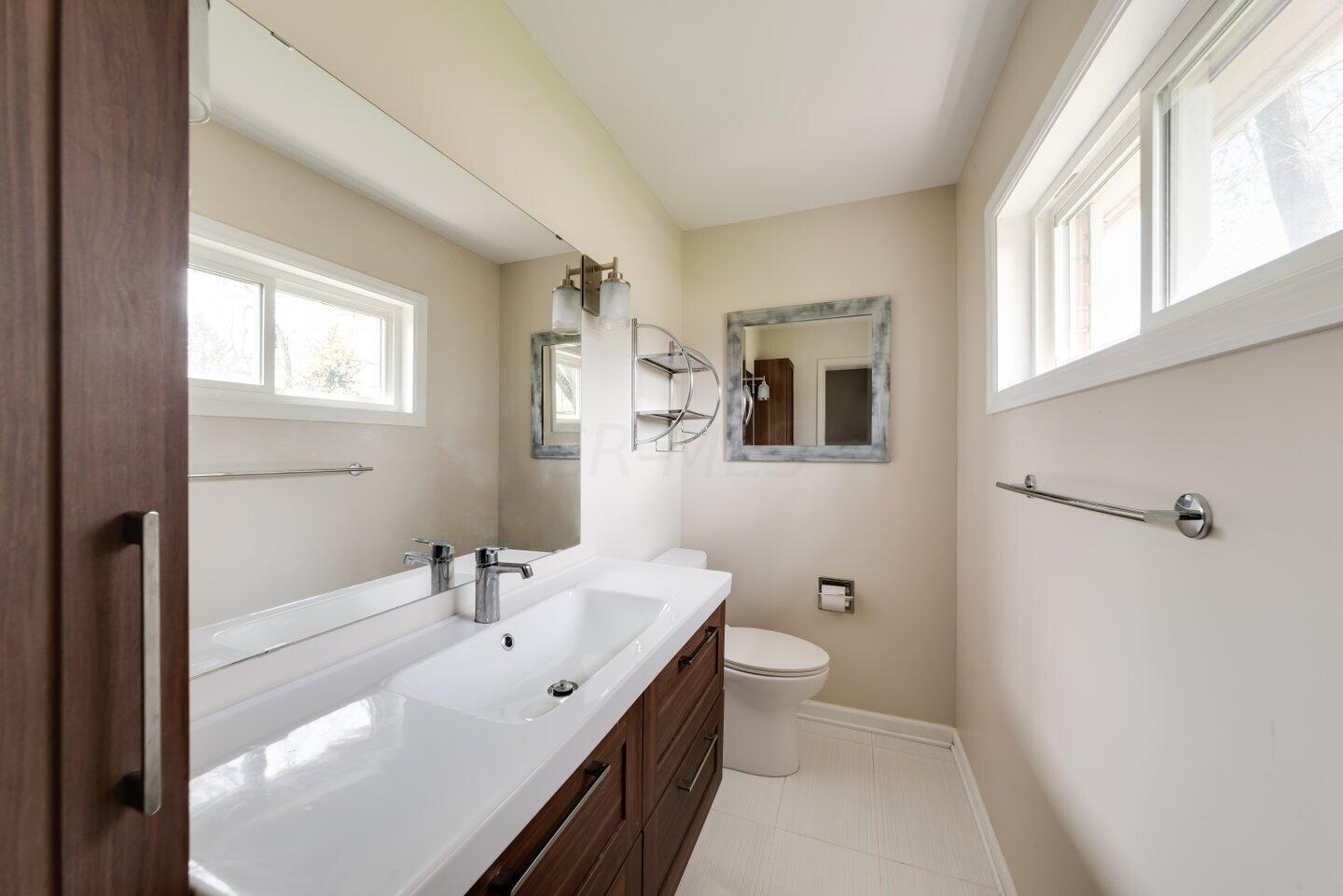 772 Kettering Road Columbus, OH 43202 - Photo 8 of 19 Gallery Image 8