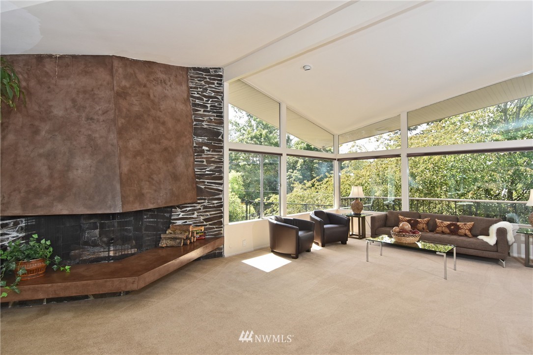 6 Maple Lane Mercer Island, WA 98040 - Photo 3 of 25