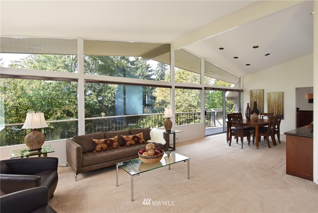 6 Maple Lane Mercer Island, WA 98040 - Photo 6 of 25