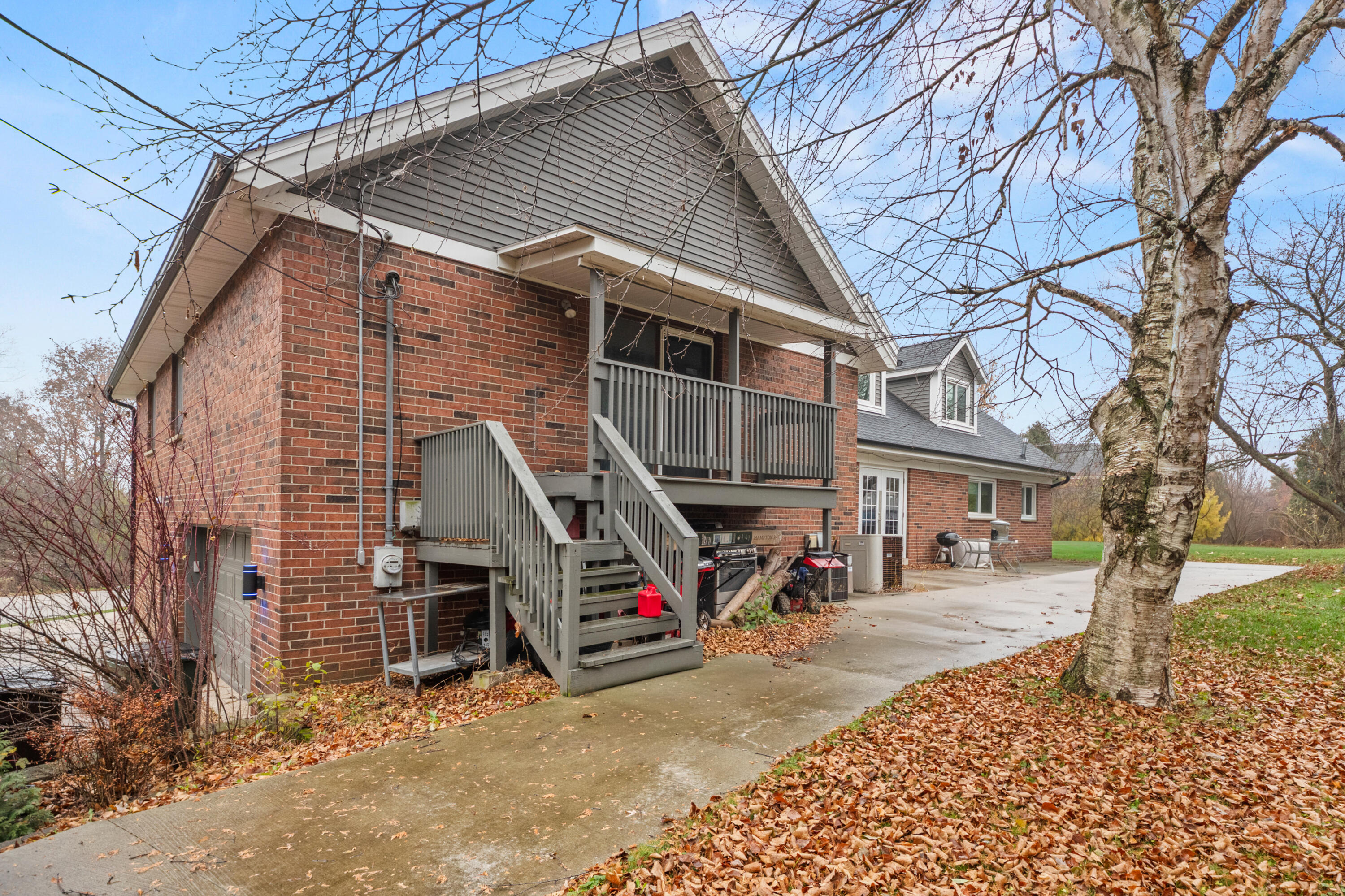 2003 South Valley Spring Drive New Berlin, WI 53151 - Photo 58 of 73 Backyard