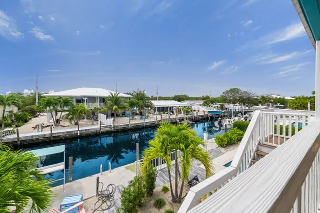 a view of a lake with houses