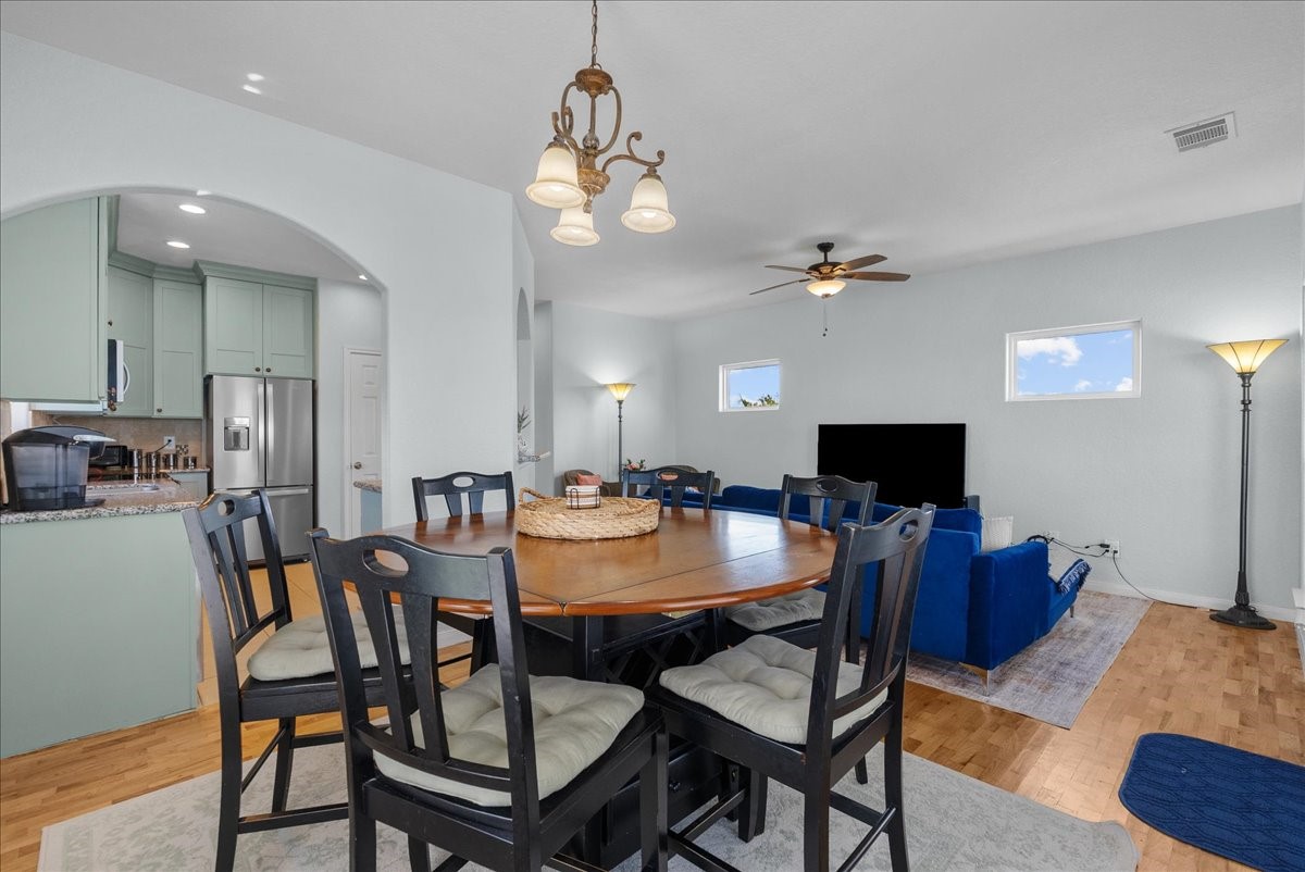 1012D 22nd Street, Unit D Dickinson, TX 77539 - Photo 14 of 44 a view of a dining room with furniture